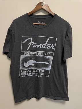 Fender Grey Graphic Print Tee Men’s XL